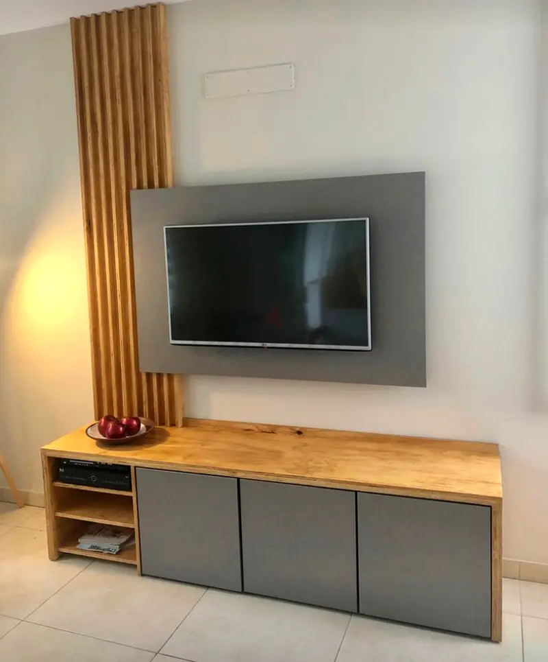 Tv stand