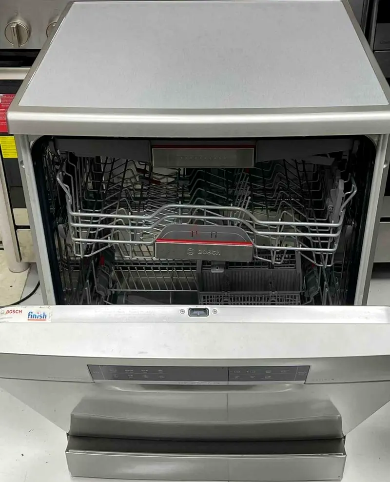 Bosch series 6 Dishwasher 3 racks