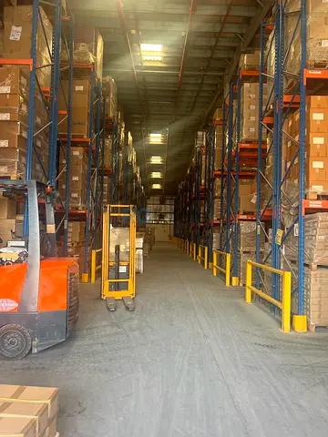 111,000 Sqft Warehouse For Rent In Jafza