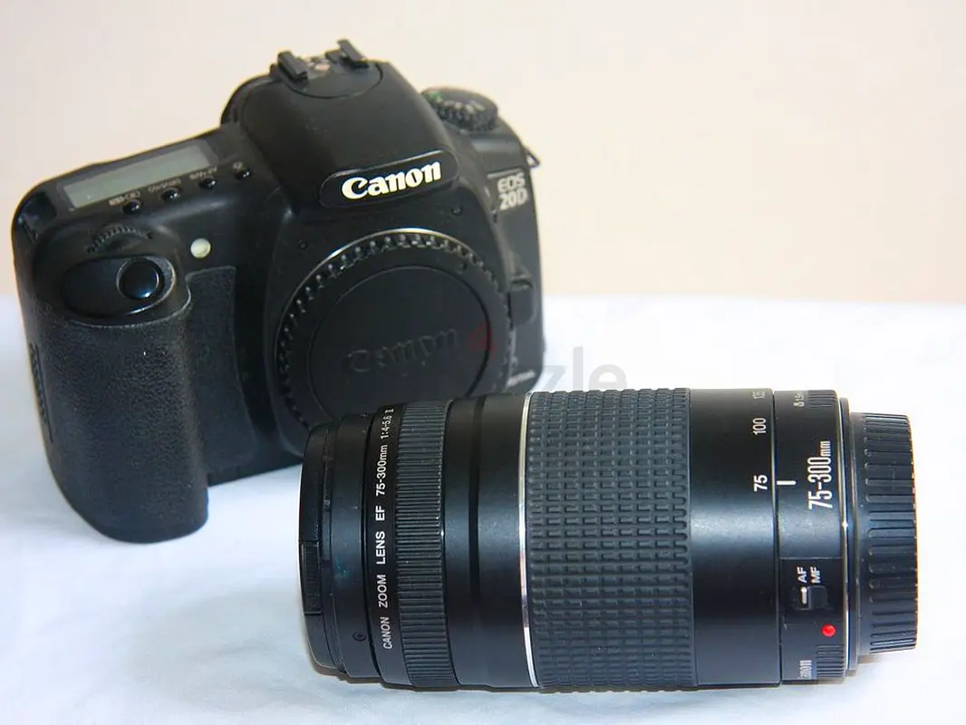 CANON EOS 20D DSLR CAMERA WITH TELEPHOTO LENS