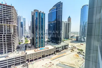 Prime Location | Fitted Office | Ded License