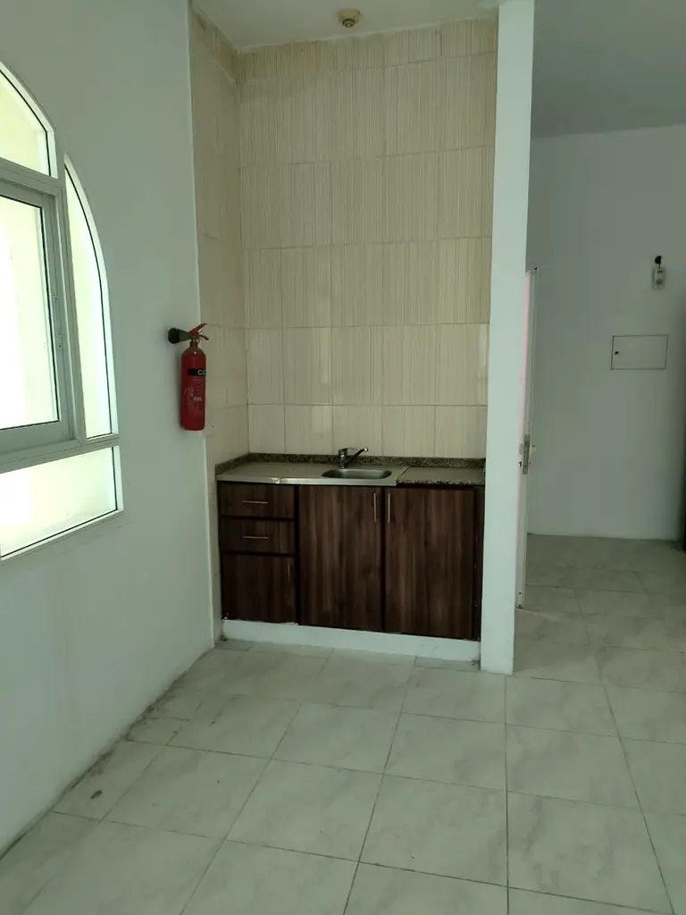 Apartment/Flat Studio for annual rent in Al Jurf at an excellent price