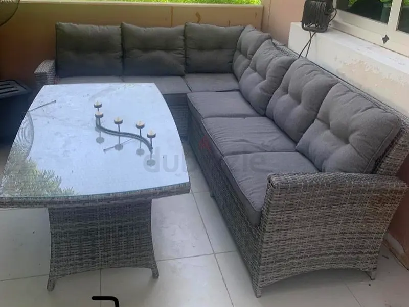 Garden sofa set with table
