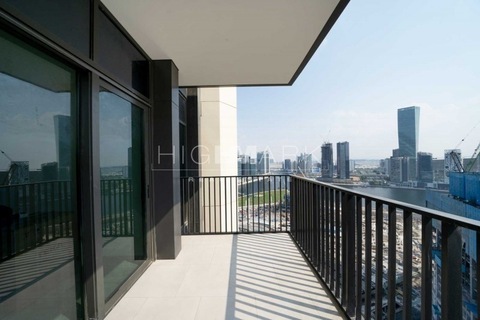1 Bedroom | Brand New | Canal View With Balcony