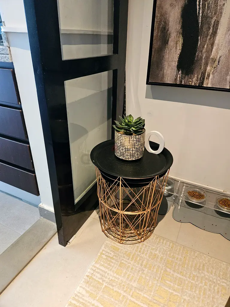 Stacking coffee tables