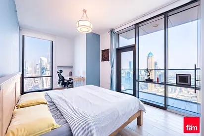 Beautiful 1 Br Ff Canal Burj Khalifa View