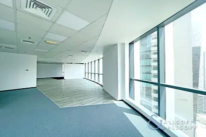 Vacant Now | Close To Metro| High Floor
