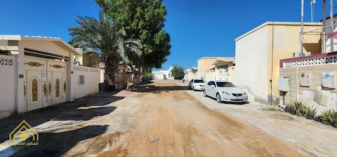 For Sale: Two Houses And A Shop With An Area Of 2,660 Square Feet, Umm Al Quwain - Al Hamra