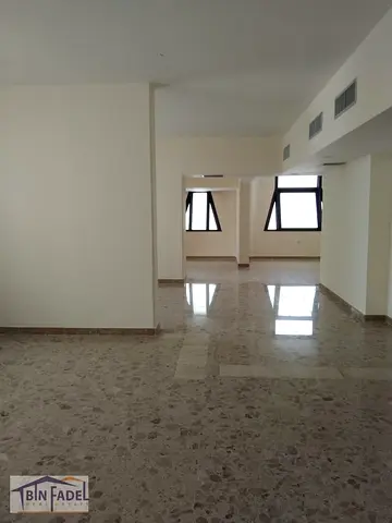 Spacious Elegant Commercial Open Floor For Rent