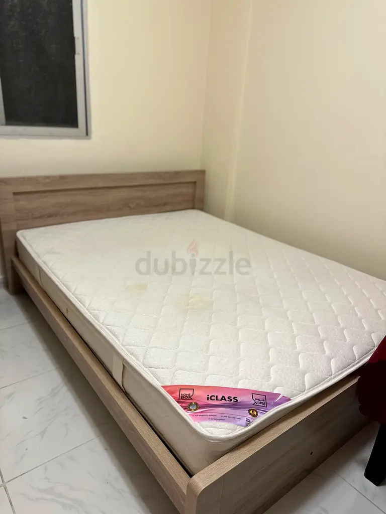 King size bed with Mattress