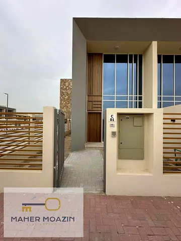 Townhouse - Corner ( G+1 ) 1 Bedroom With Kitchen Appliances , Open View