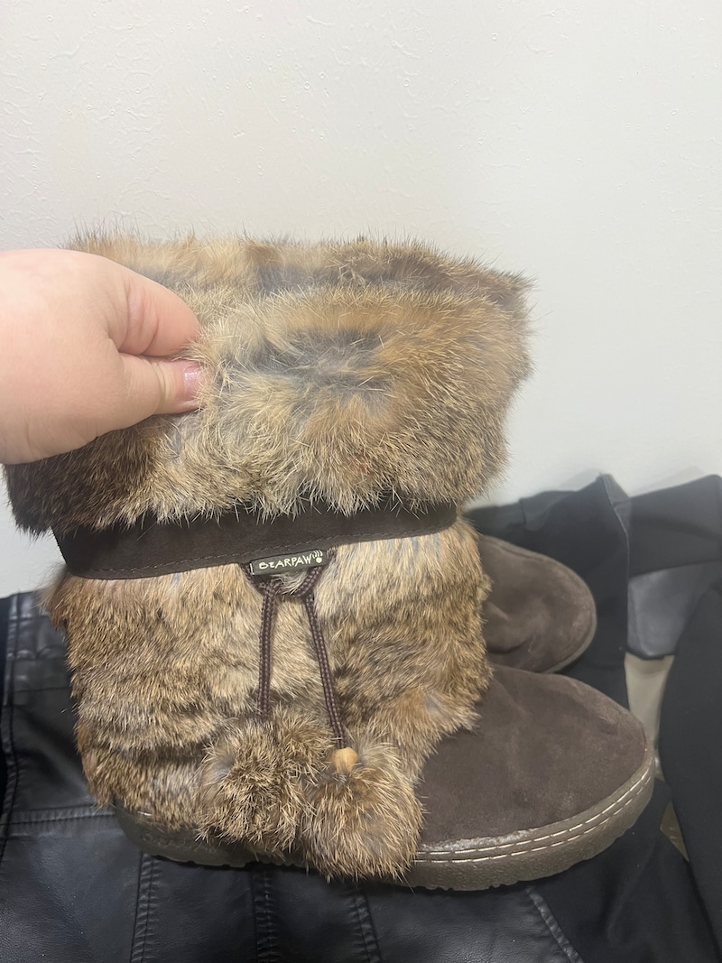 Bearpaw rabbit fur clearance boots