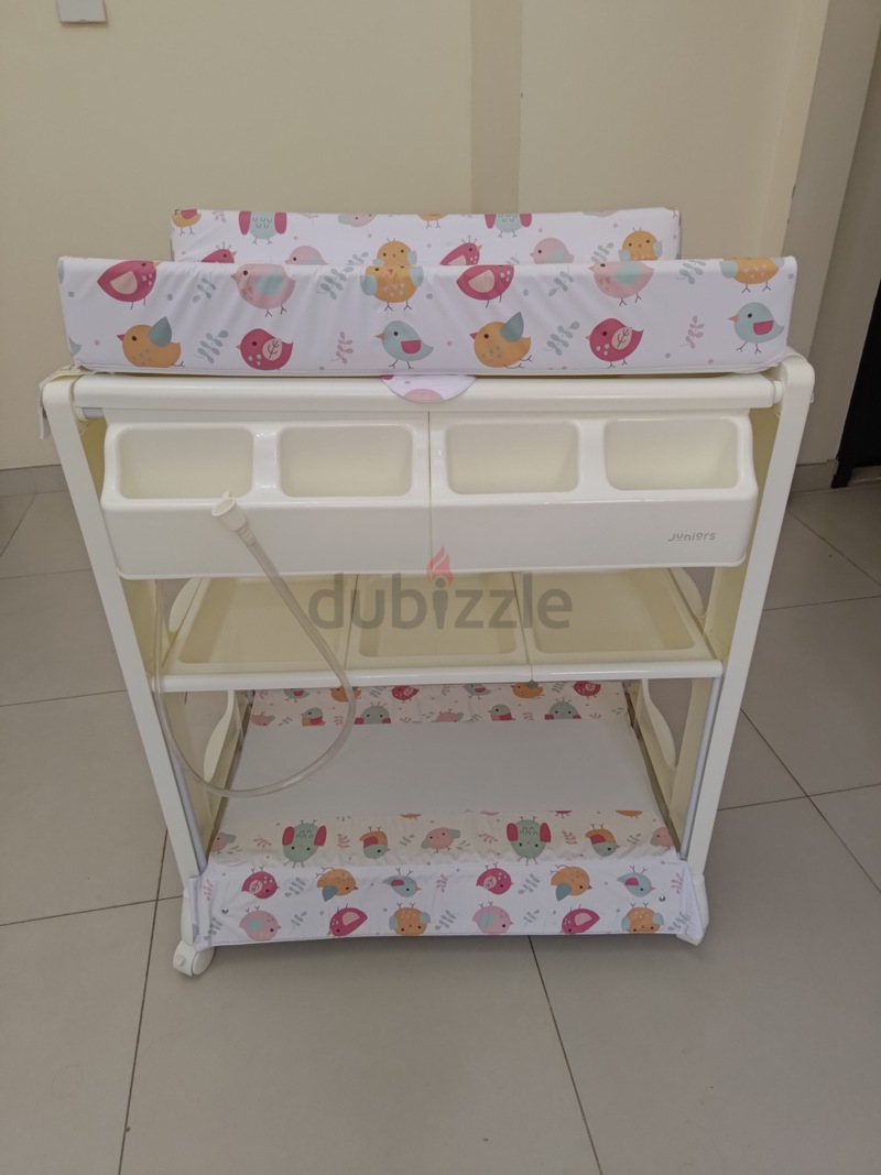 Juniors baby clearance changing table