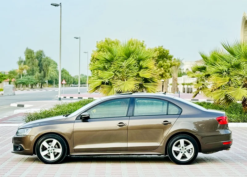 سيارة فولكس فاجن جيتا 2012 بمحرك 2.0 لتر، مواصفات خليجية، خيار كامل، بحالة ممتازة63170385022849111