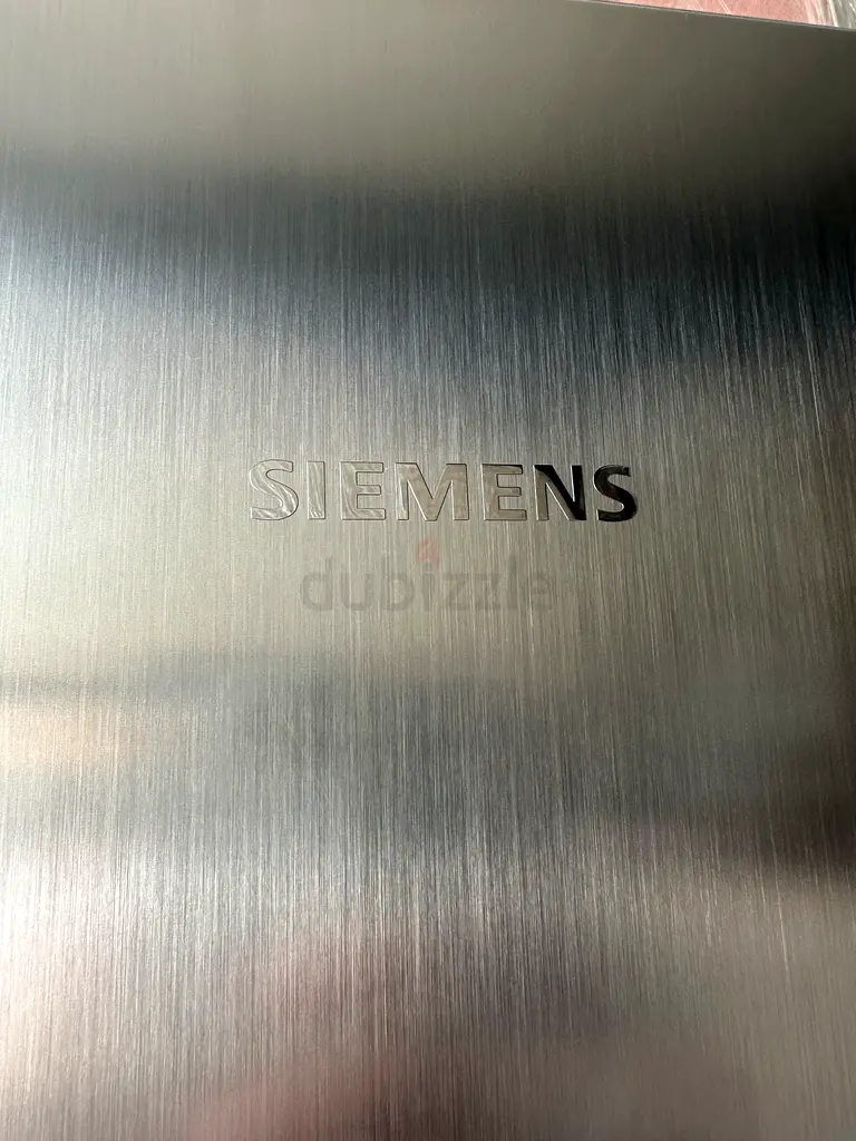 SIEMENS DOUBLE DOOR FRIDGE