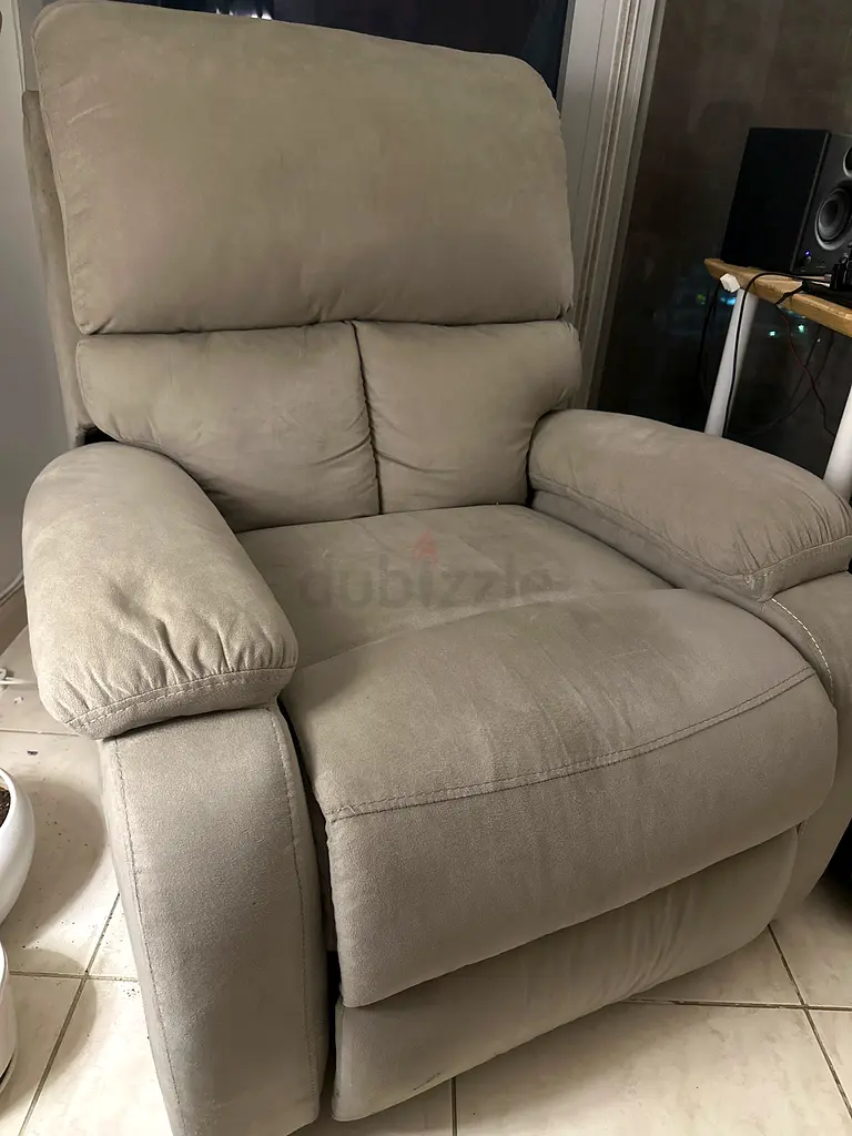 Single Seater Recliner