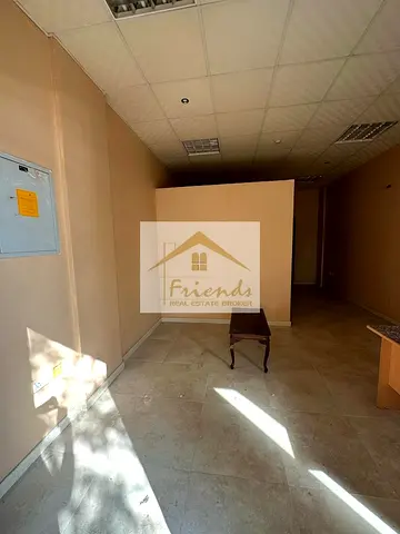 |fully Fitted Shop|round About Location|fully Crowded Area|