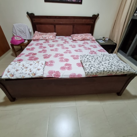 Second hand bed in outlet olx