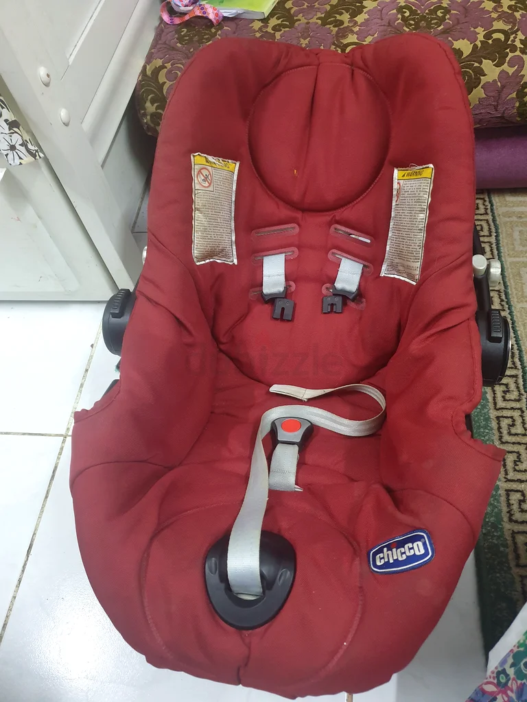Chicco baby car seat