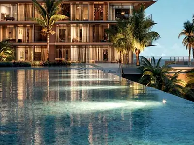 Beachfront | Luxurious Apt. | Prestigious Location