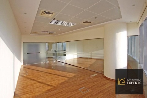 Prime Location| Modern Stylish Office For Your Business Needs!