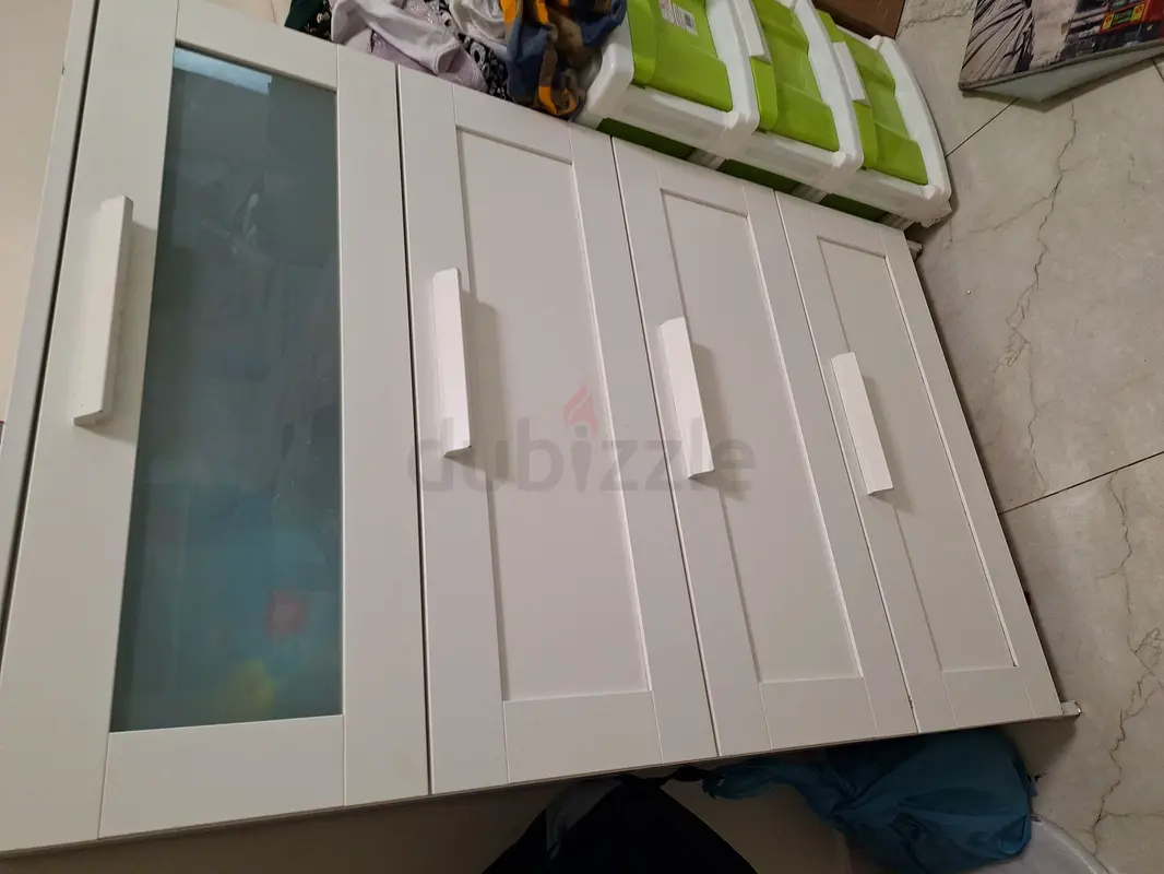 Ikea chest of drawers دوبيزل