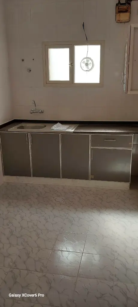 Apartment/Flat Exclusive!!!!!! To let 1BHK with spacious hall