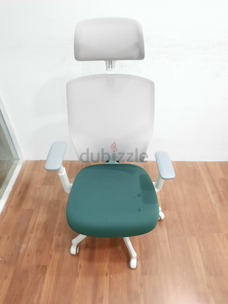 Dubizzle on sale office chair