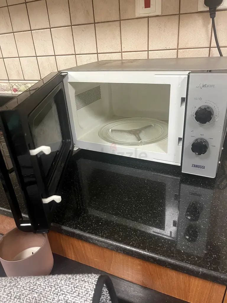 Microwave Zanussi brand