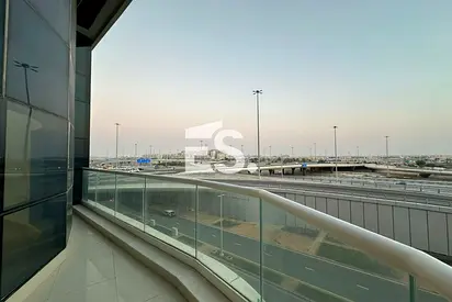 Super Duplex | Relaxing Balcony | Maids Room