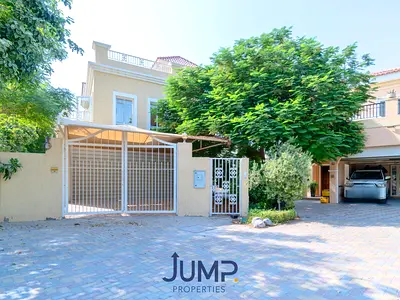 Contemporary | Private Pool | Ready To Move