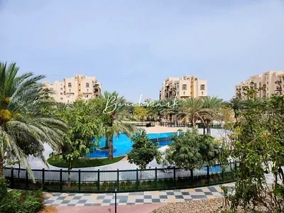 Vacant | Near Pool And Retail | Refurbished