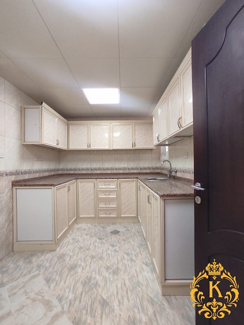 Vip Out Class Spacious 1bhk Separate Kitchen With Bath + Balcony In Villa At Mbz City