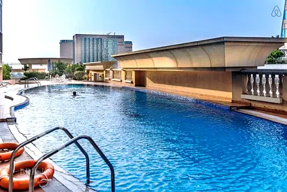 Low Floor | Chiller Free | Huge Layout | Call Now