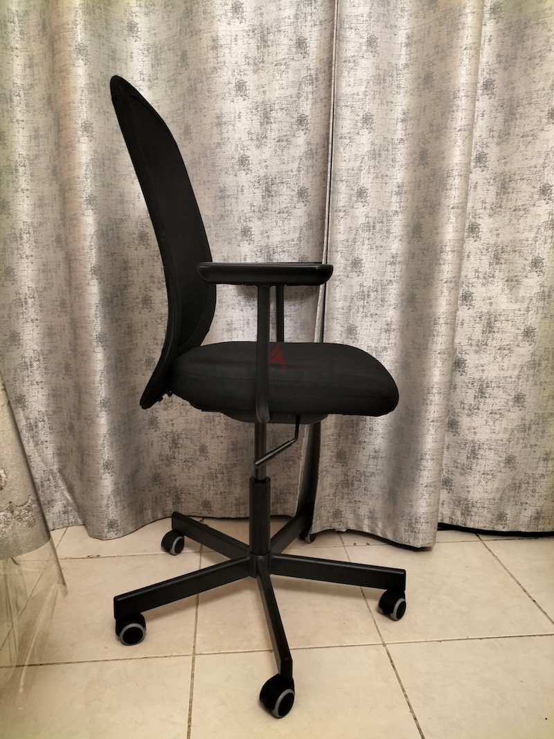 FLINTAN Office chair with armrests - black