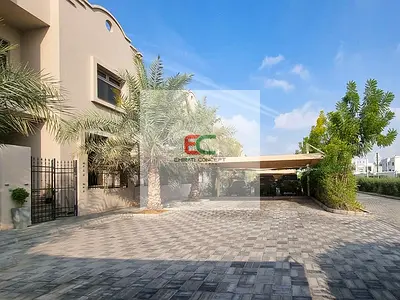 4 Master Bed Luxurious Family Home | Private Entrance