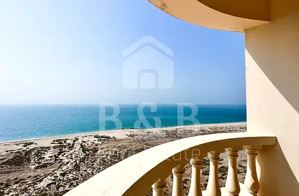 Sea View Studio Apartment - Free Gym