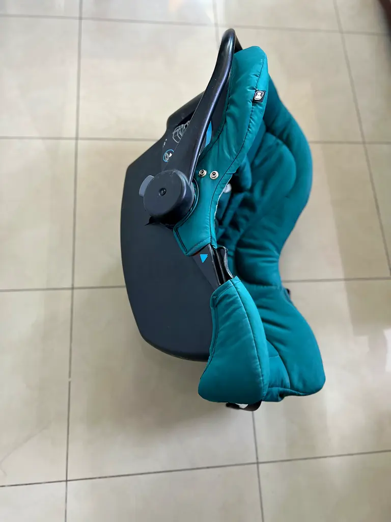 CAR SEAT FOR BABY