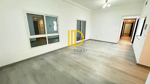 3 Bed | New Flooring |inner Circle | Next To Pool | 2 Parkings | Maid