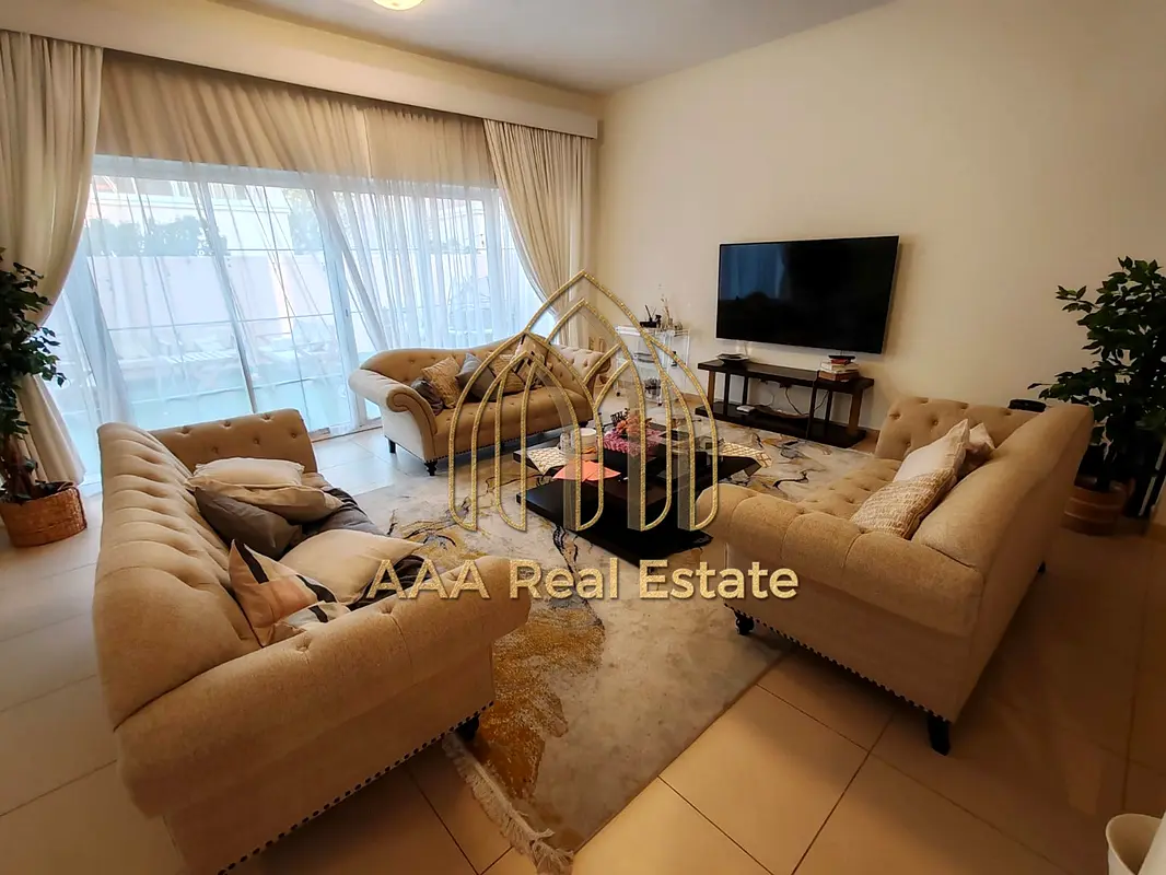 Villa/House for Rent FREE DEWA BILLS/ FULLY FURNISHED/ GARDEN SPACE