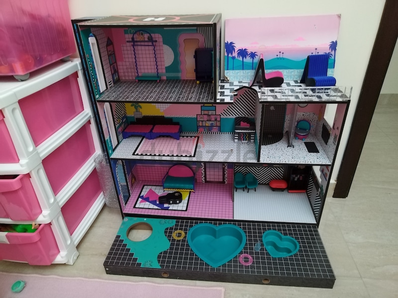 Lol barbie 2024 doll house