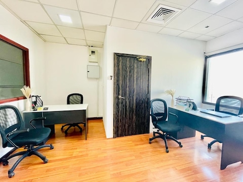 Special Promotion!!! Accessible And Affordable Office Space |your Ideal Workspace