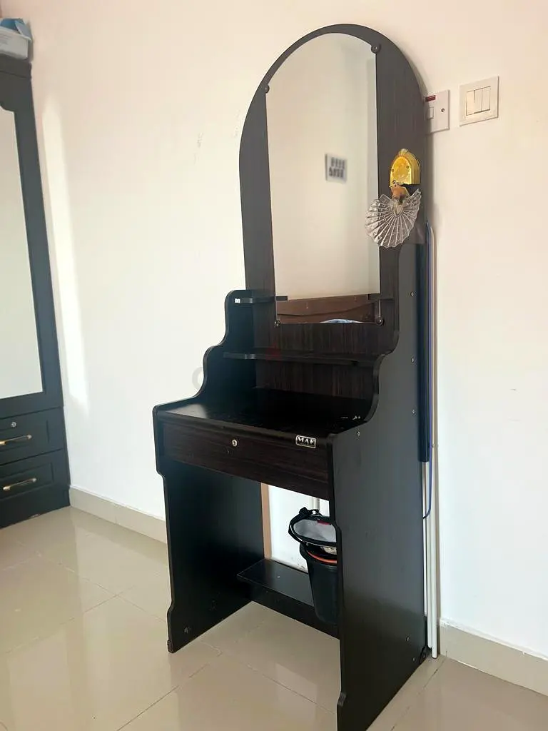 Small and compact dressing table