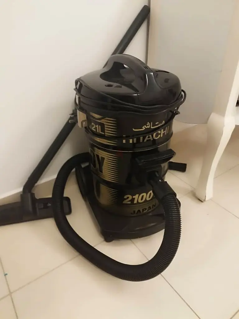 Vacuum cleaner Hitachi 2100 wat