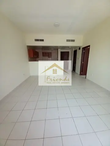 One Bedroom Hall Available For Rent In France Cluster