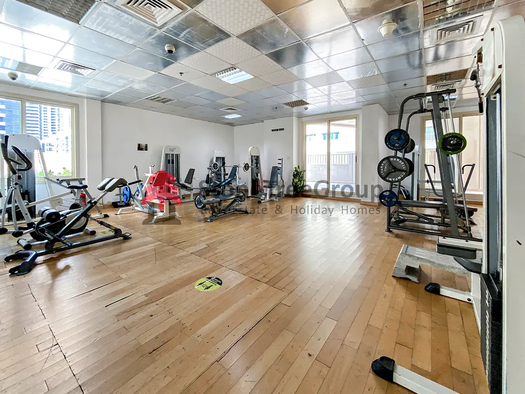 Apartment/Flat for Rent Near Metro Furnished 1BR Dream Tower 1