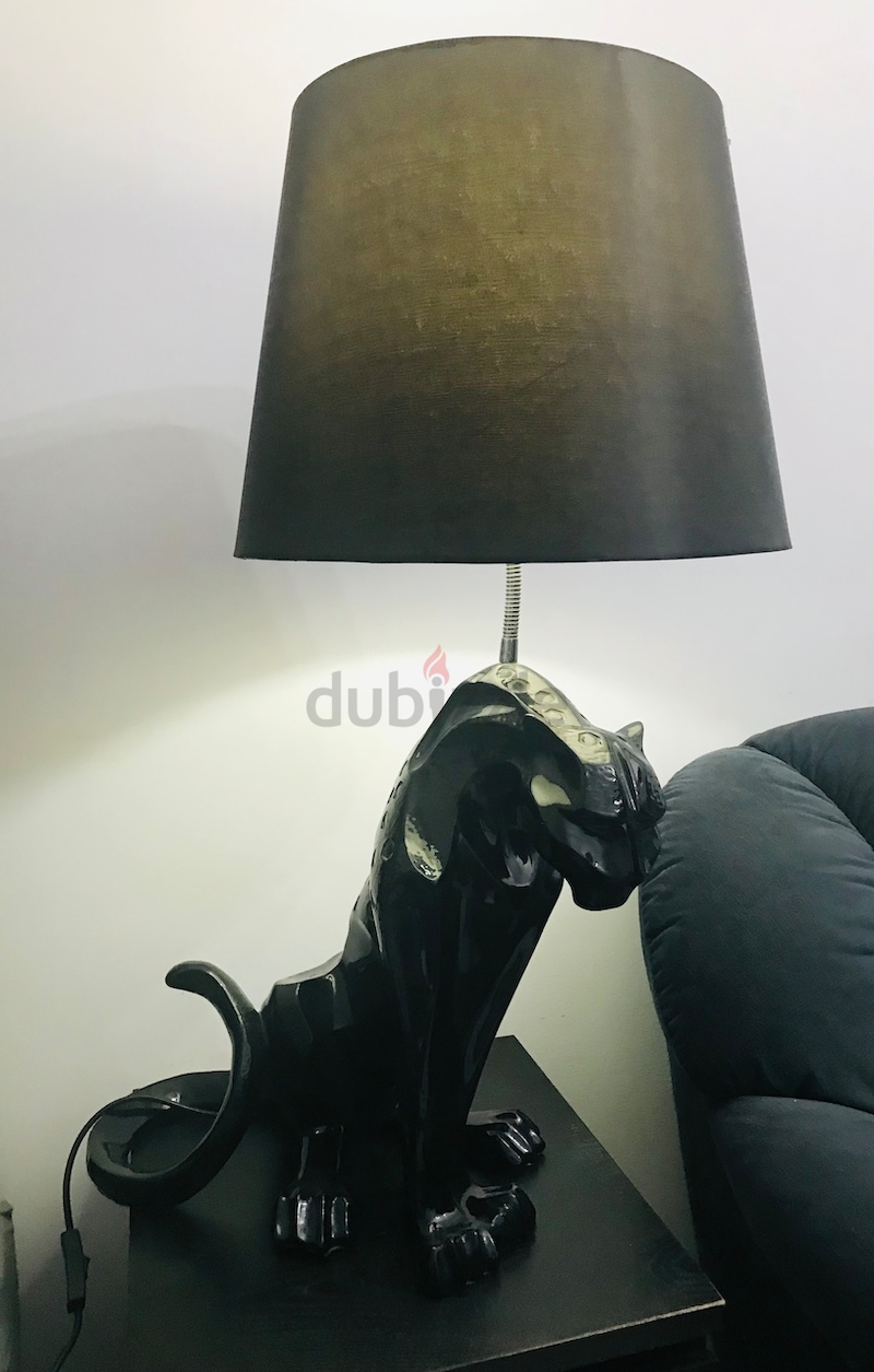 Tiger table deals lamp