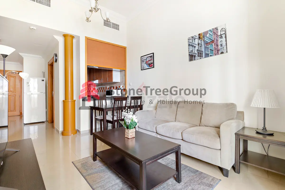 Apartment/Flat for Rent Near Metro Furnished 1BR Dream Tower 1