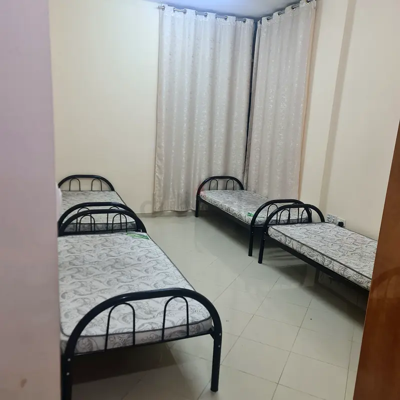 Apartment/Flat for Rent Ladies Bed Space Available near ADCB metro