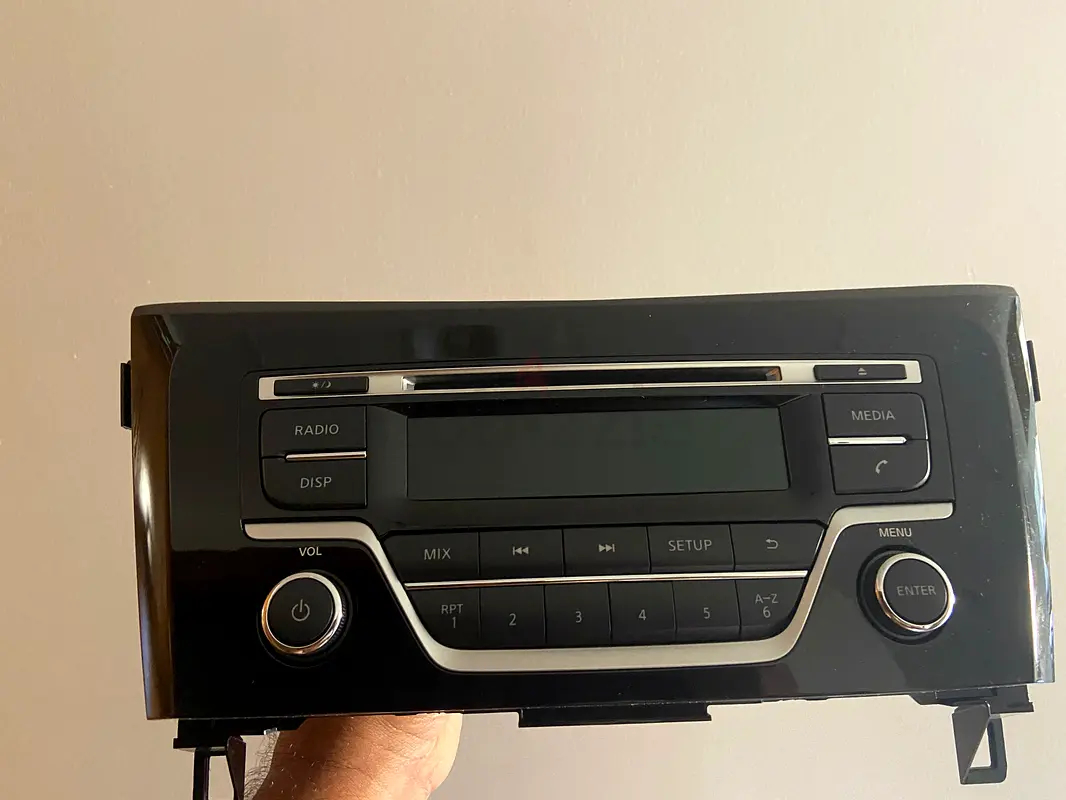 Nissan xtrail original audio system